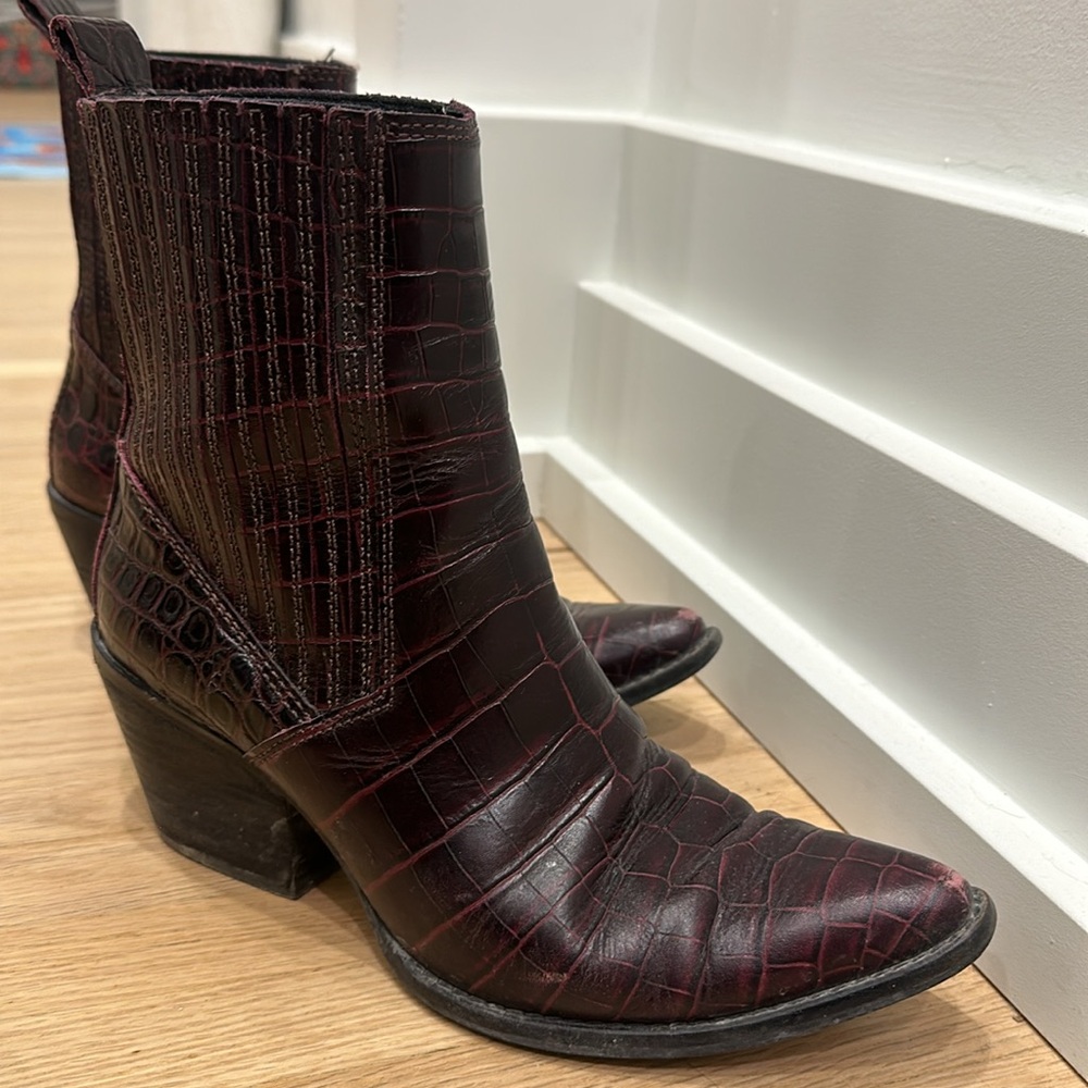 Zara burgundy croc heeled ankle boots